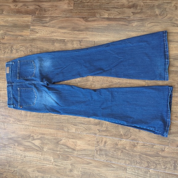Judy Blue Pull On Flare Jeans - Picture 7 of 10